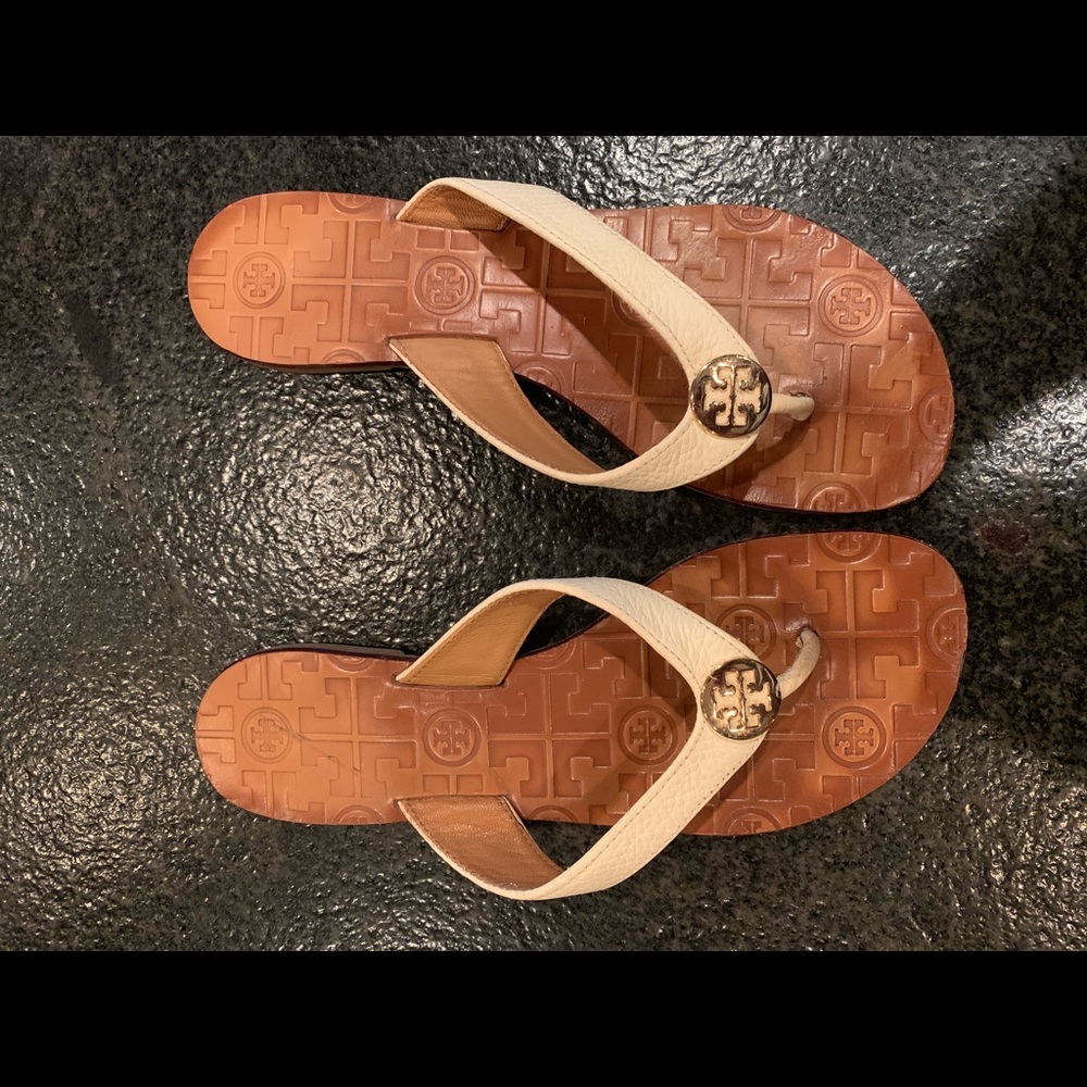 Tory Burch Thora Flip Flop Off White Size 7